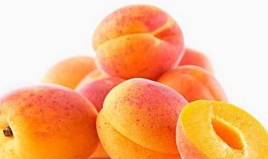 维他命e|女性不想提前衰老,不妨多吃三种食物,营养美味,值得一试