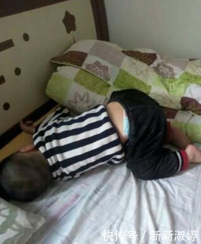 表姐|孩子这些睡姿家长还认为是可爱？错！那是脾胃的求救信号，别大意