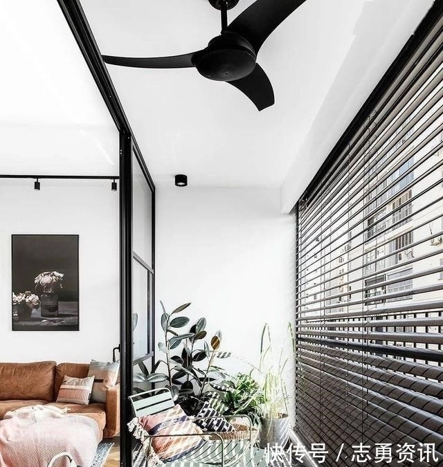 空调外机|拥有改善型阳台,做三分离式布局很合理,左边晾晒,右边改功能房