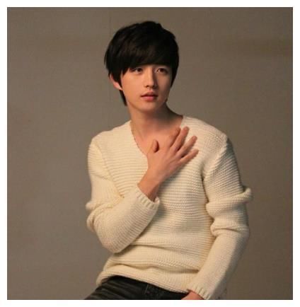 |国民儿子金彗星凭搞笑一家人走红，颜值逆天无奈过气原因令人心疼