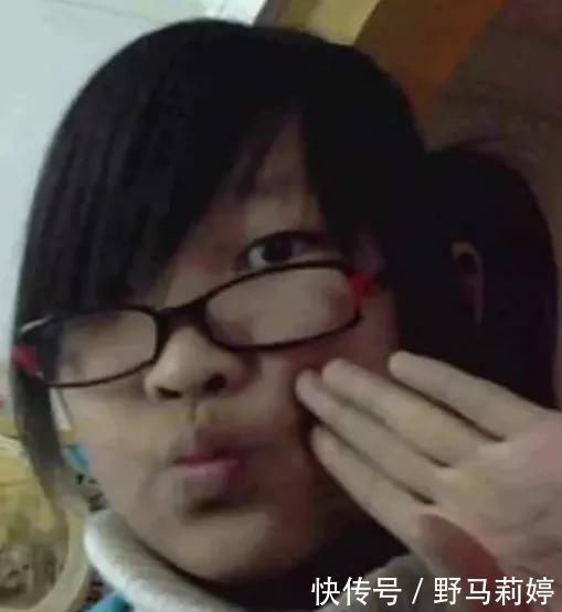 初中就带上“眼镜”的女孩子，多半是这3类，你中招了吗