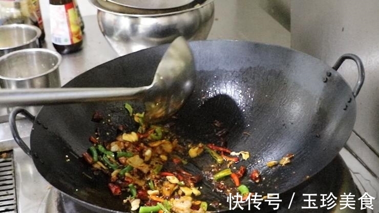 豆瓣酱|为什么大厨做的干锅土豆片干香软糯?原来少了这一步,今天就试试