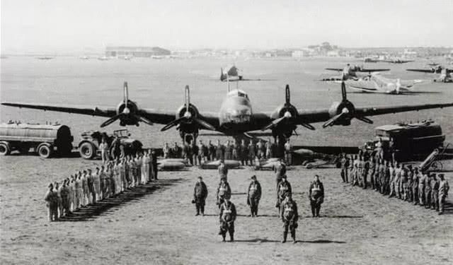 空军元帅|二战死的最冤的元帅,前途不可限量,却稀里糊涂被新兵一炮打死