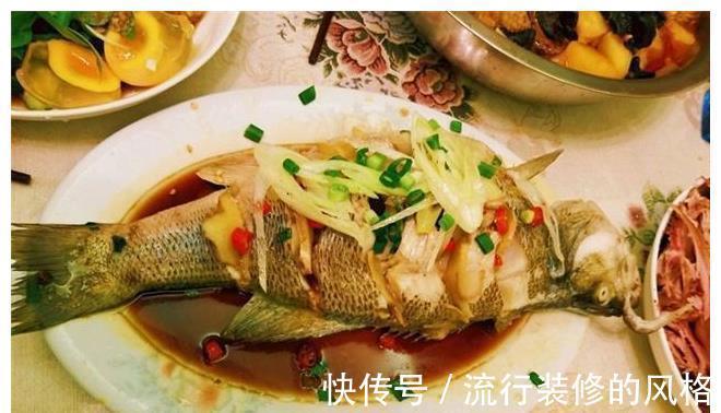 小舅子|老婆过生日,小舅子不请自来,我下厨做了一桌菜,他还嫌弃味道差