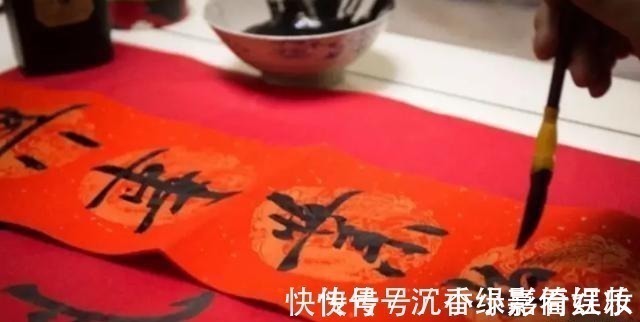 对联!火葬场贴一对联,上联“早来晚来早晚得来”,看了下联让人不舒服