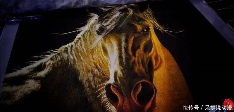 【守艺人】一根蚕丝分120丝!非遗传承人王新元为你“揭秘”广绣