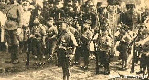 清朝|俄国战败后的赔偿是清朝的10倍多,看沙俄怎么做的,你敢想吗