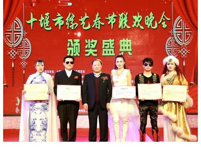 艺人们|点燃深山艺术圣火——访优秀艺术教育家著名影视导演刘士月