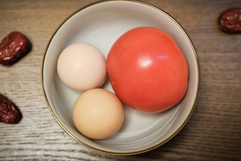 西红柿炒鸡蛋，别把顺序搞错了，不然西红柿不鲜，鸡蛋不香嫩