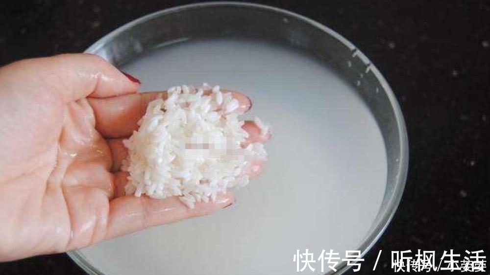 焯水|五花肉焯水时,不能直接下锅煮,很多人都错了,难怪肉质又老又柴