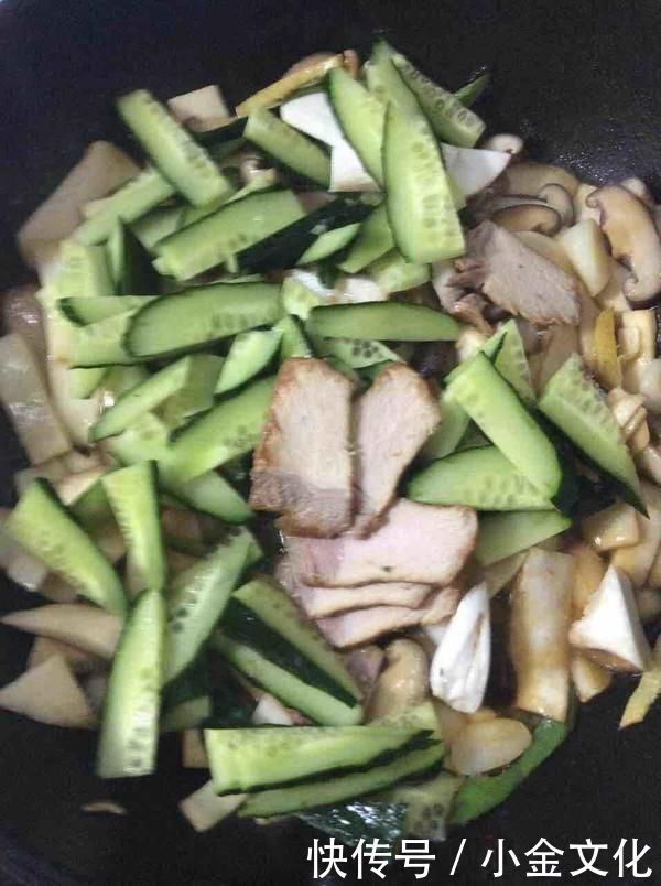 大肚腩|妈妈每周坚持吃“它”,现在50岁都没大肚腩,原来它真能刮油呀