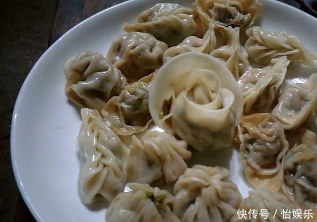  冬天用它包饺子，比猪肉白菜还鲜美，实惠又营养，一顿半斤不够吃