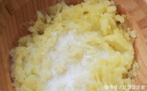 将土豆|冬季，用它代替主食，一斤才2元，美味营养高，关键吃了不长肉