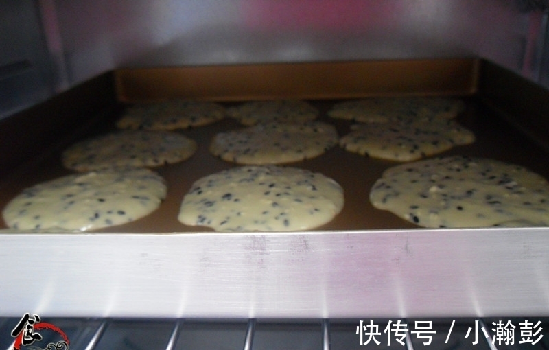 酥脆|分享一款简单又好吃的薄饼,没有添加剂,酥脆可口越嚼越香