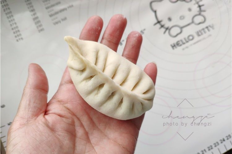 水分|素馅包子怎么调馅不出水？好方法交给你，咬一口鲜嫩多汁，真鲜啊