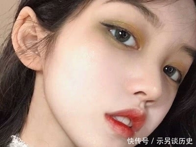 初中女生鼻头“不干净”?早起坚持这3习惯,“草莓鼻”悄悄离去!