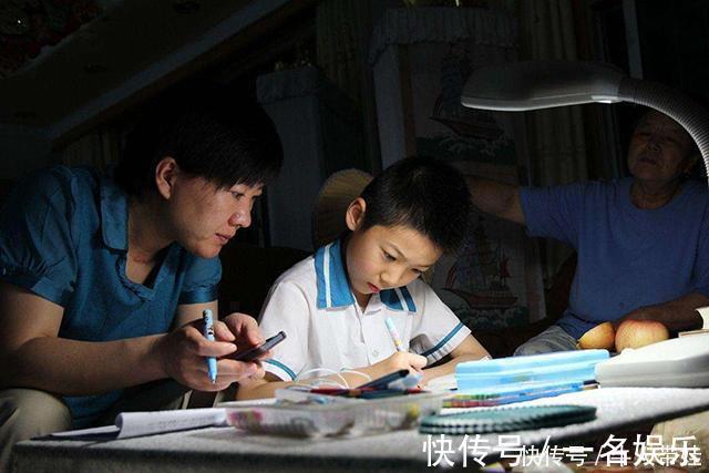 家长|家长有这四种行为,会让孩子成绩越来越差,别再做了