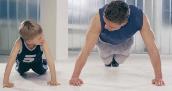 别一直伤害我们的男孩!给父母养育男孩的5条建议