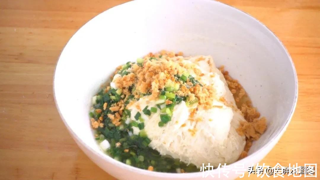 葱油饼这样做才香!这个方子值得收藏,厨艺不好也能成功