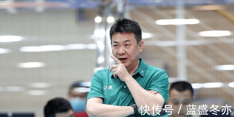 蔡斌|争议,蔡斌接班郎平,成女排新教练,球迷不满疑似内定引争议!