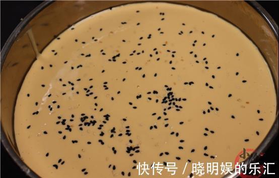 糯米粉|糯米粉里打三个鸡蛋,不煎不炸,筷子一搅,比蛋糕松软好吃