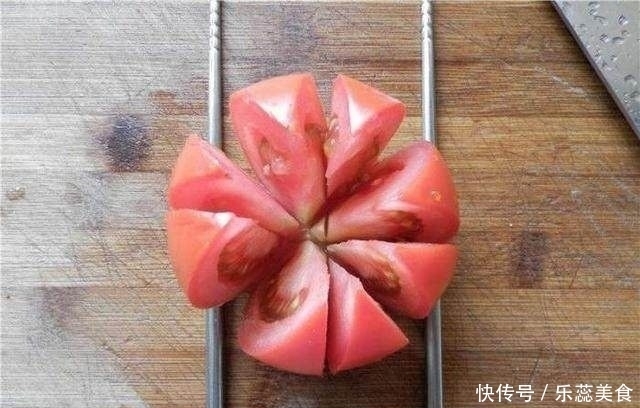 好看|老公把西红柿做成这样,好看又好吃,出锅后大家抢着吃!