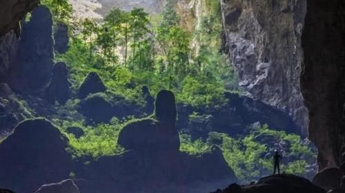 越南发现了世界上的大洞穴 其中有湖泊 河流和森林 快资讯
