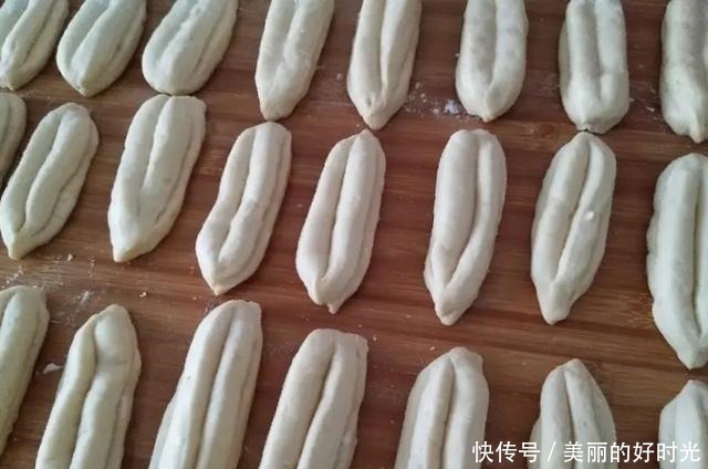 香酥小油条,不加泡打粉,不用一滴水,蓬松酥脆口感好