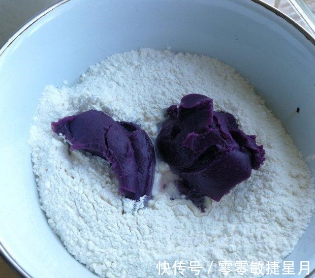 紫薯泥|一次发酵的紫薯千层发糕,颜色美美哒,层次也很多!