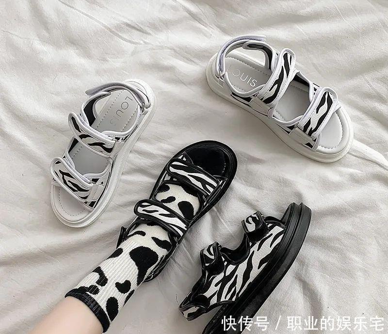 细带|是时候穿凉鞋了!今年流行这几款,清凉显脚小