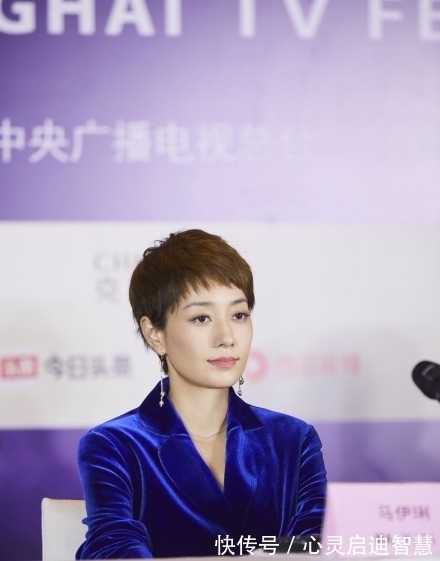 高跟鞋 43岁马伊琍又换新发型,小方脸变瓜子脸,明白三点短发冷知识就够
