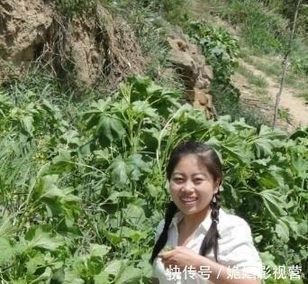 借百万上《星光大道》，被淘汰后独自还债，实力不济却抱怨节目组