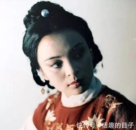 好看|不好看还咄咄逼人,东方闻樱却注定是探春,她的远见卓识让人意外