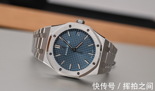 爱彼 吊死树上彼爱彼还要在“皇家橡树”上吊多久!