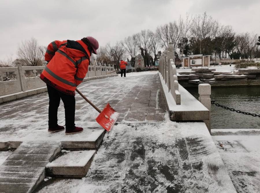 情报站|漫步东昌湖风景区，赏别样风雪美景