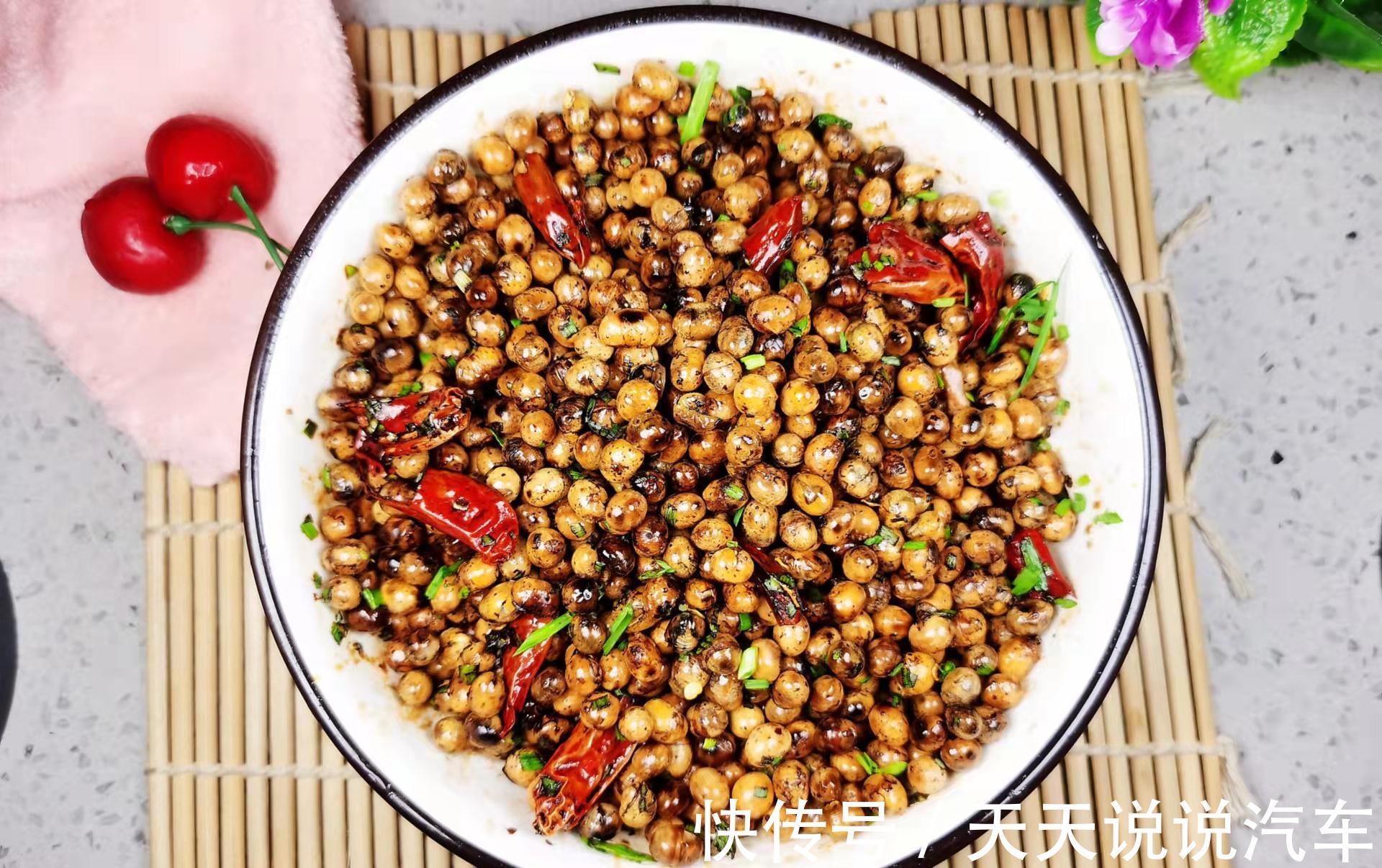 市场碰到黄豆不要错过,买来一炒一泡,香酥入味,随吃随取,方便