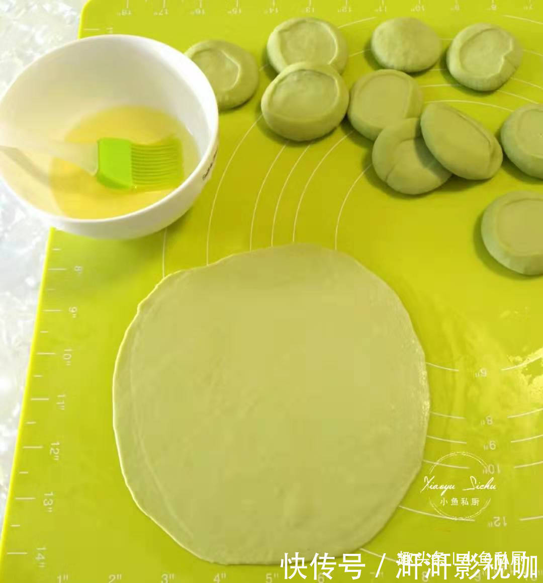 薄软|春饼的新做法,不用上锅蒸,薄软又筋道,卷肉卷菜可香了