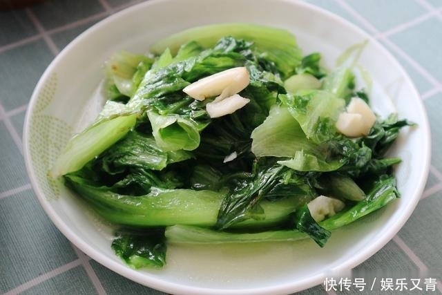 晒晒小姑子做的午餐,5人4道菜,实惠营养,花销不到40元