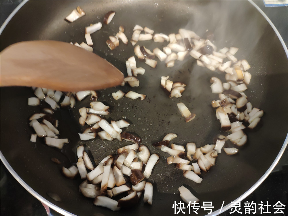 口感|美味可口的白菜豆腐卷,口感清爽,营养健康