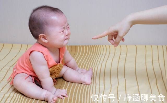 妈妈|宝宝总喜欢在亲妈面前娇气爱闹腾?因为这三个原因,被感动了!