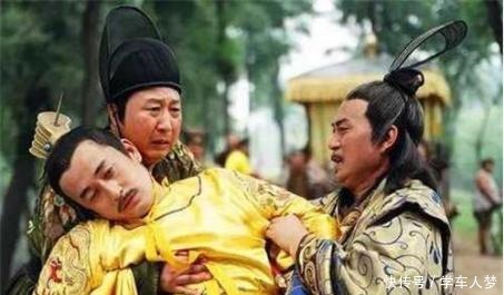 砸死|盘点4位皇帝的奇葩死法一个掉粪坑,两个被砸死,还有一个