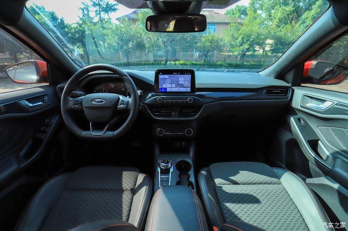奶爸|准奶爸的座驾福克斯ST-line，颜值与性能齐飞