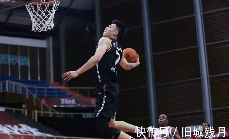 胡明轩|盘点CBA6大超新星,胡明轩张镇麟位列前二,中国男篮未来要靠他们