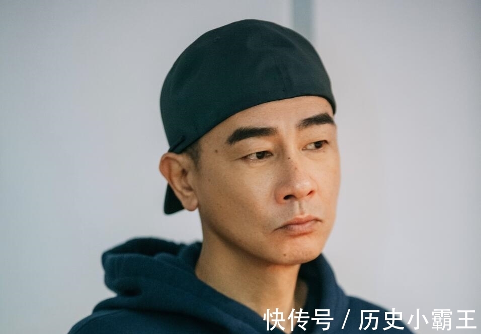 《大灣仔的夜》首播有主題有笑點,唯一可能翻車的隱患也被化解了