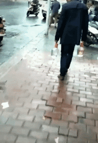 搞笑|搞笑GIF:我觉得这个网民说的很合理,这绝对是上帝的评论!