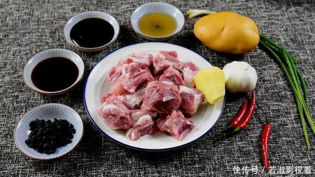 排骨|排骨用这个方法,既好吃又不上火,3碗大米饭都不够吃