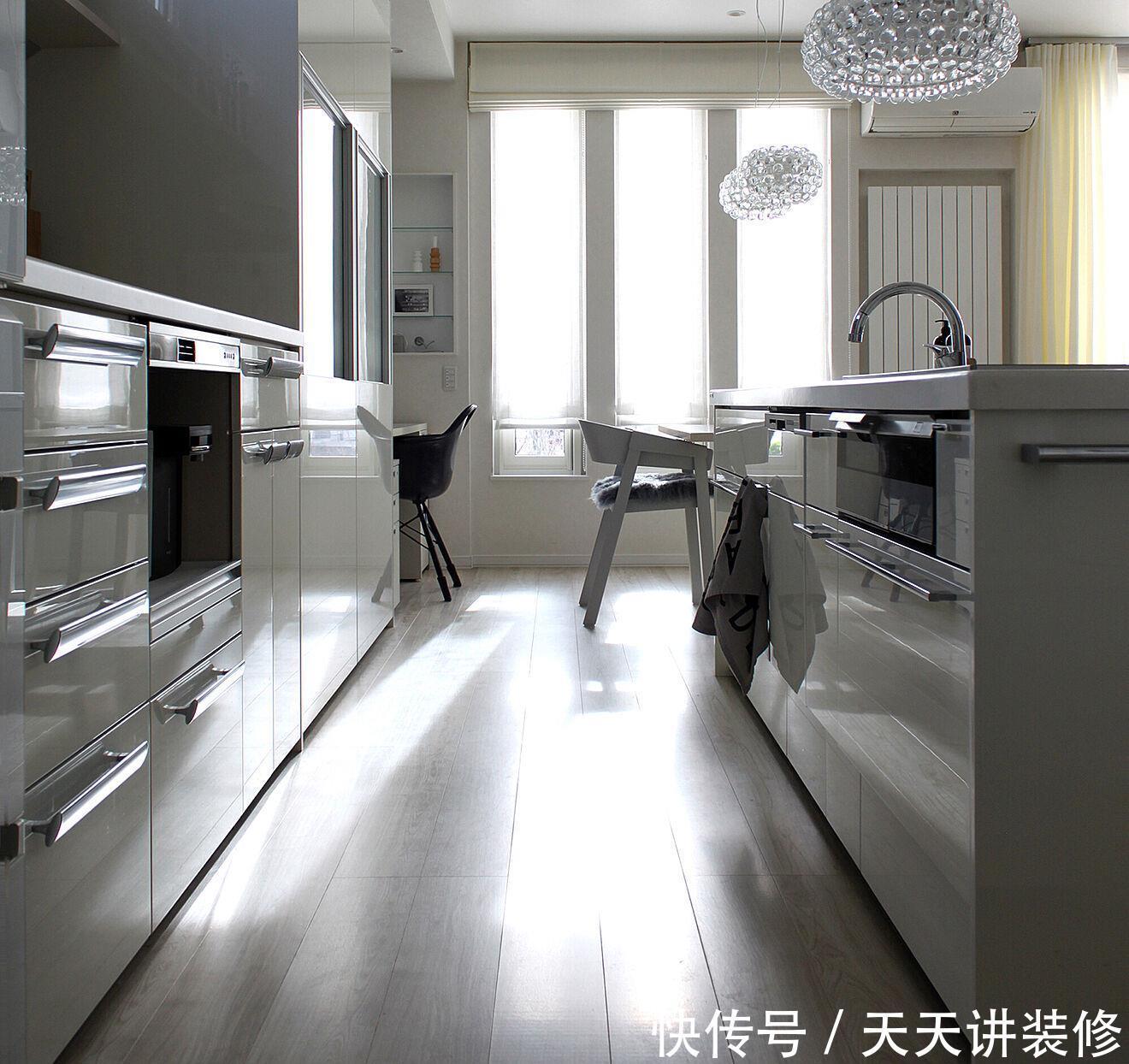 看完这个日本主妇的厨房收纳技巧,超级佩服,这也太整齐干净了