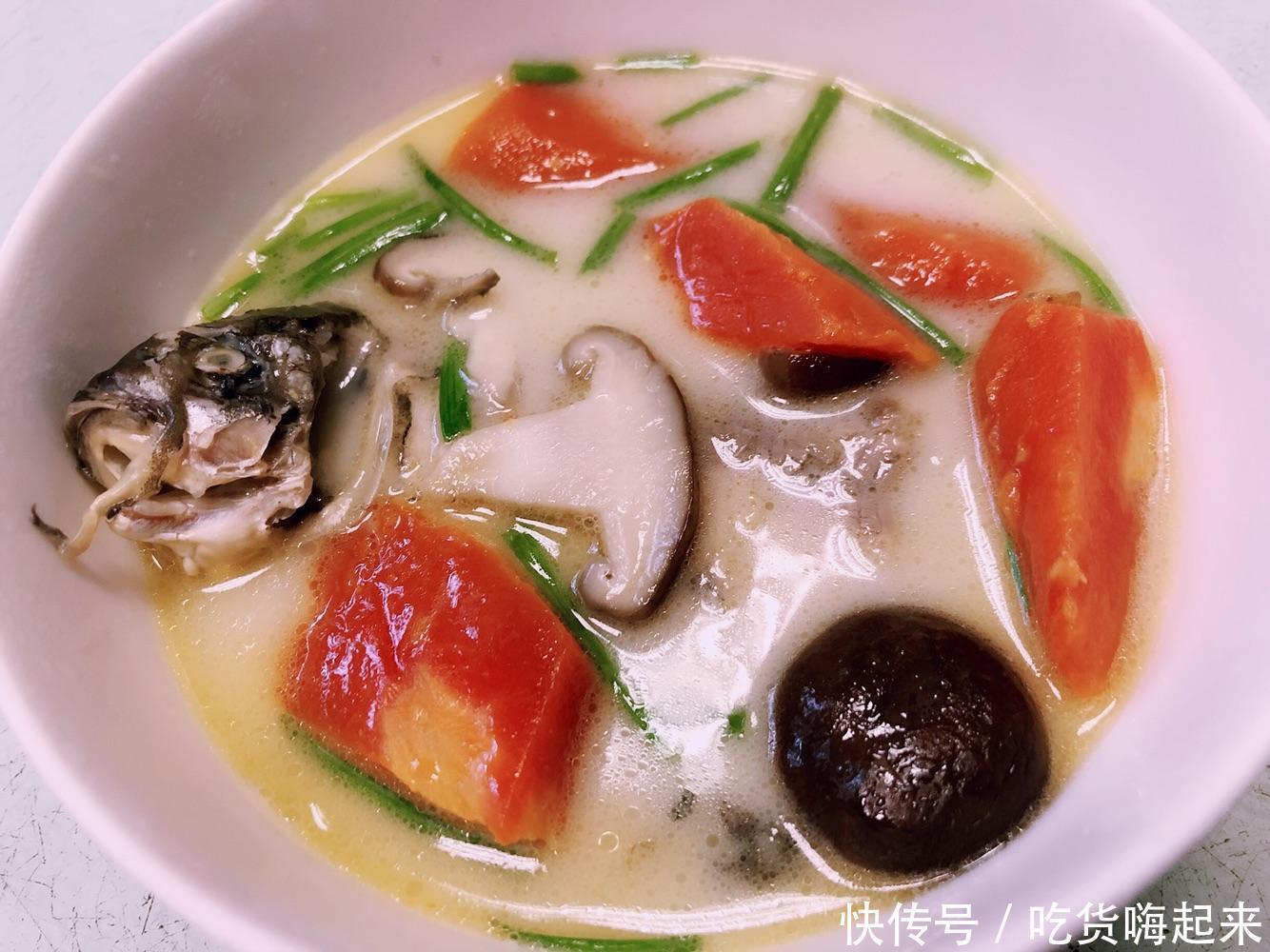 家里人就喜欢这么吃鲈鱼,鲜嫩可口又营养丰富,吃一次就忘不了