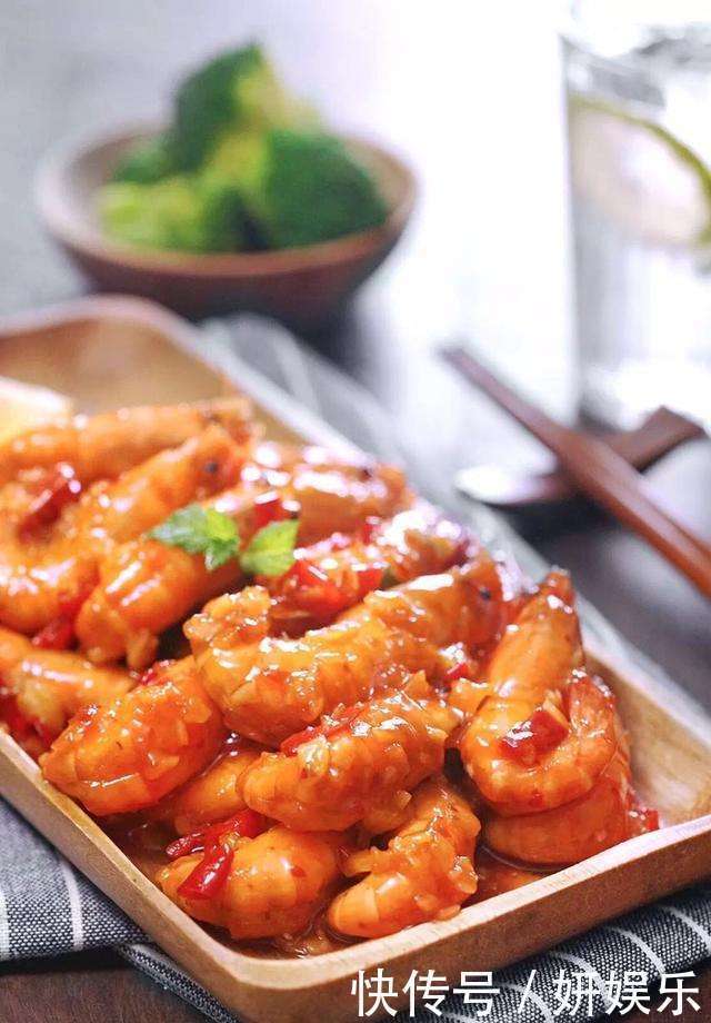 不加一滴油,也可以吃的低脂爽口酸辣虾,鲜嫩美味,酸爽好吃