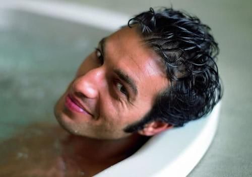 按摩|前列腺炎症,最好别贪吃这4种食物,容易让“炎症”变严重